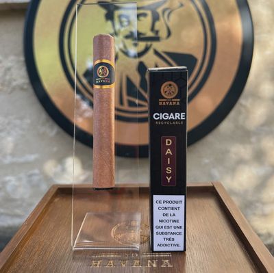 XO Havana Cigar Daisy Blueberry